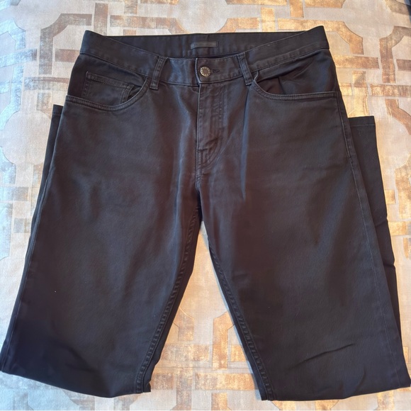 Prada women’s  Dark Jeans - Picture 11 of 11